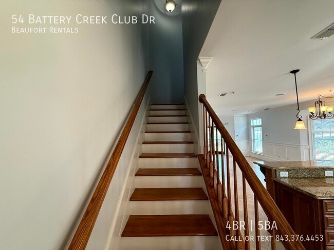 Building Photo - 54 Battery Crk Clb Dr