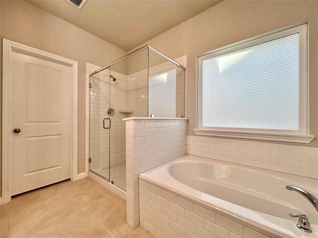 Building Photo - 13104 Zumpango Trce