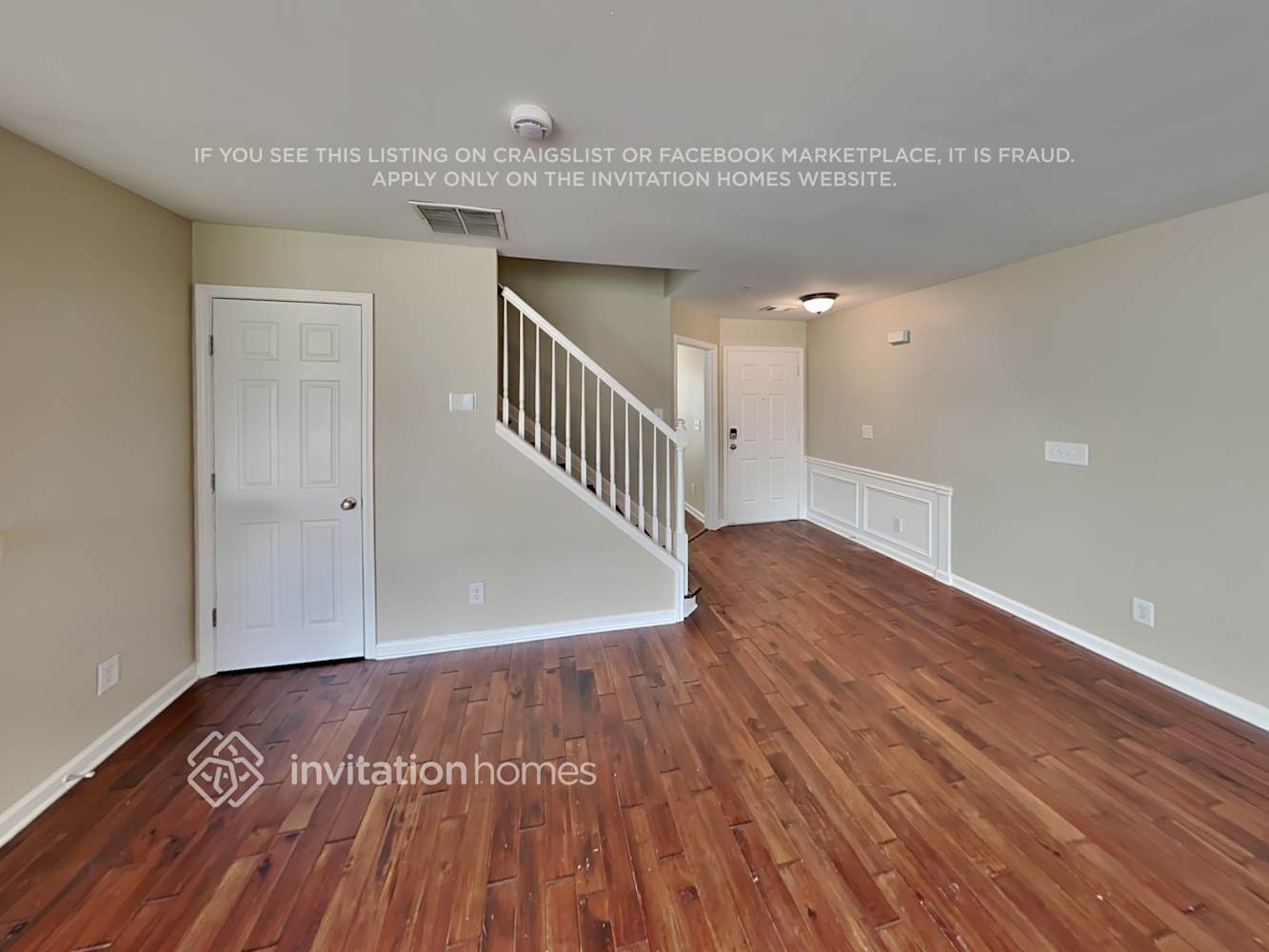 Building Photo - 320 Balaban Cir