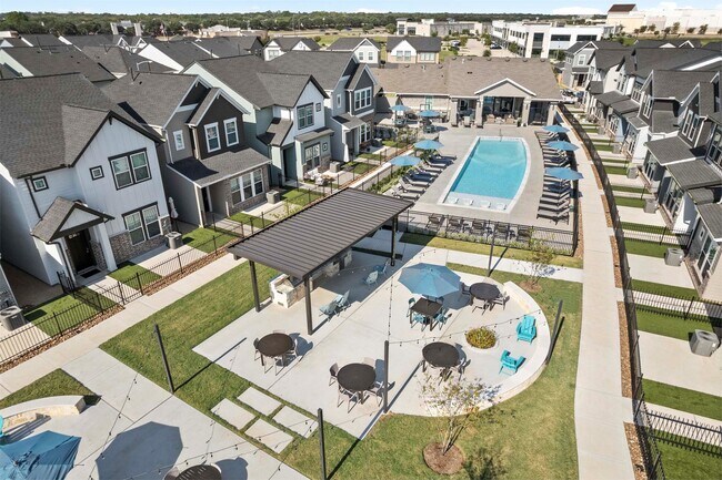 Building Photo - 5300 Berkeley Knl Cir