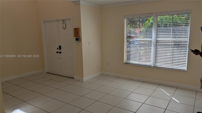 Building Photo - 202 W Forest Oak Cir