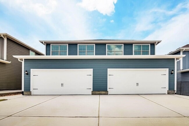 Primary Photo - 1226 Parker Dr