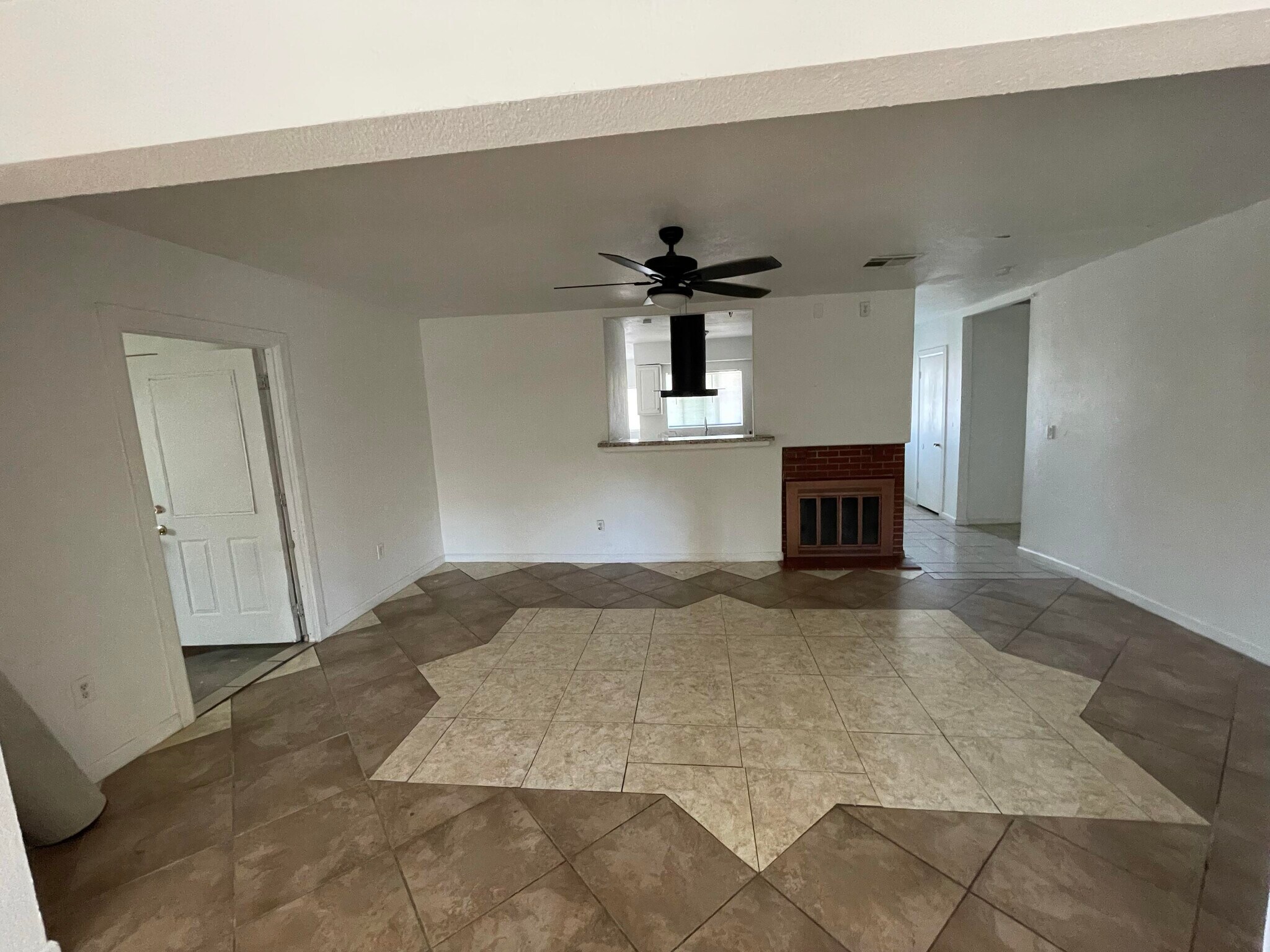 Building Photo - 1808 Franklin Ave