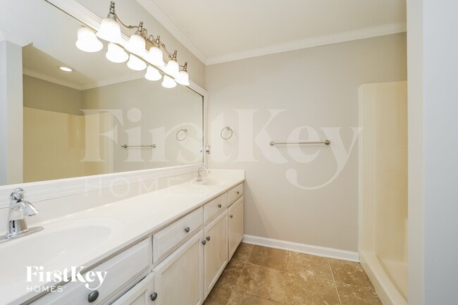 Building Photo - 3125 Glenshire Dr