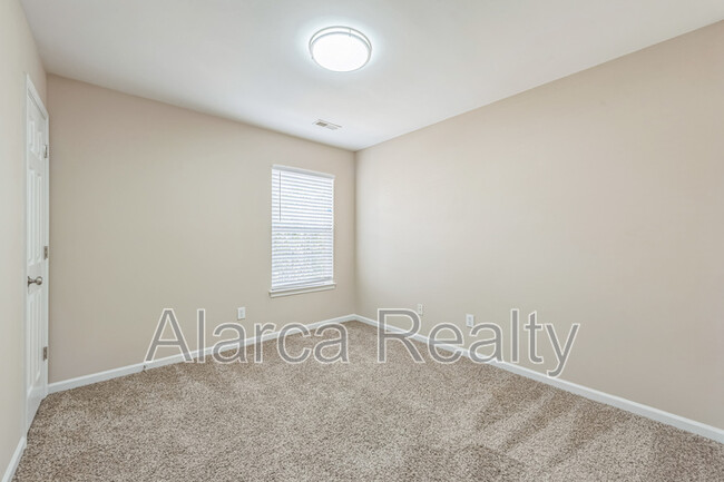 Building Photo - 15112 Northsprings Dr