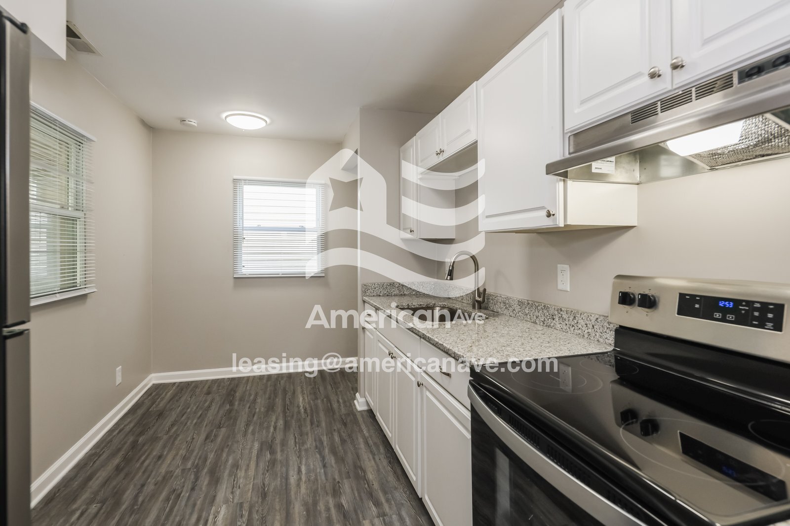 Building Photo - 3353 Forent Ave