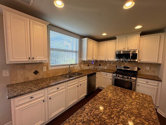 Building Photo - 1355 Slate Bend Dr