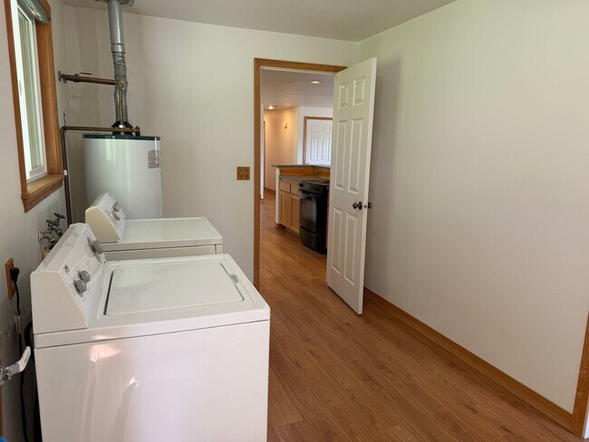 Building Photo - Harrington Lagoon Water View Home!