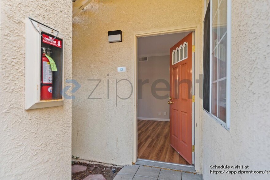 Building Photo - 7054 Dublin Meadows St