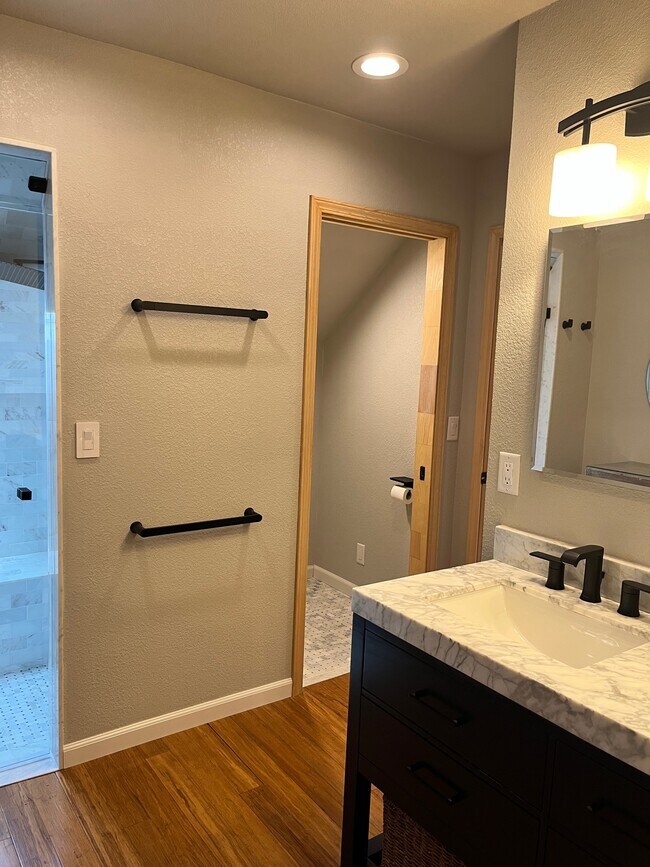 Building Photo - 18098 Chaparral Dr