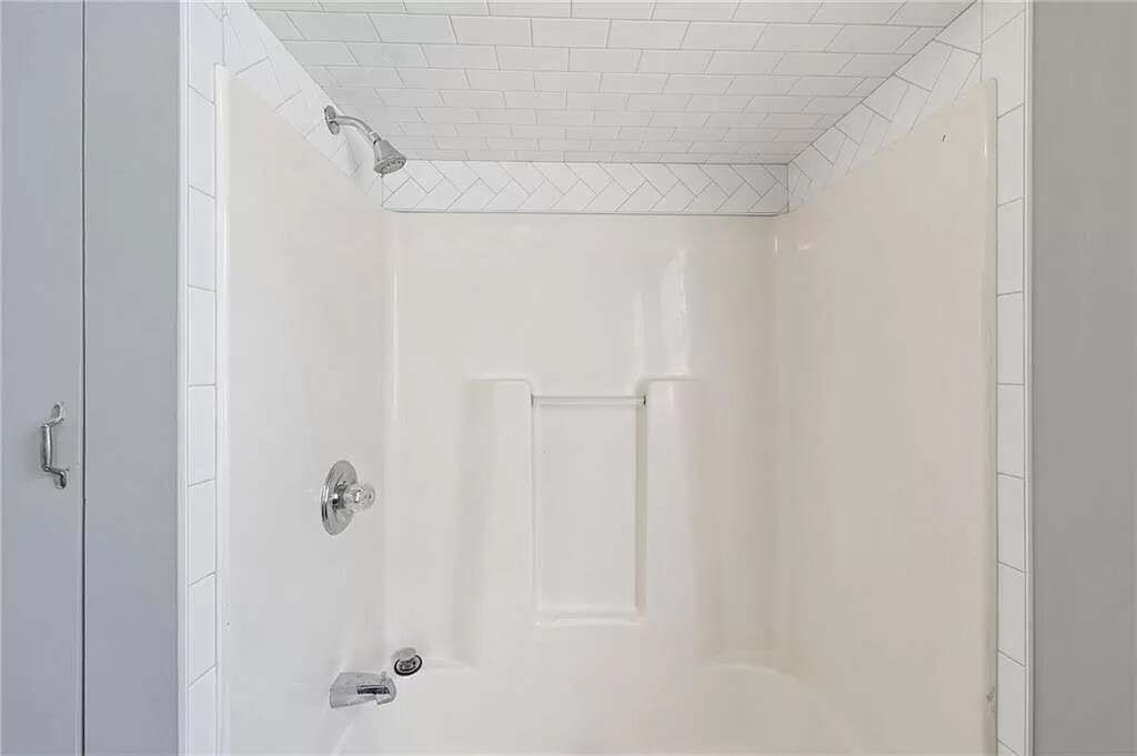 Building Photo - 289 Mowry St