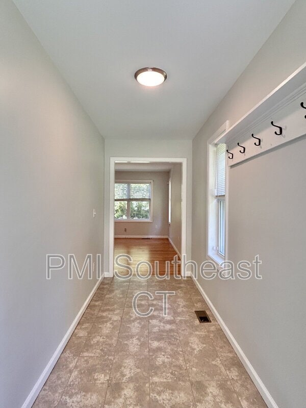 Building Photo - 124 Witter Rd