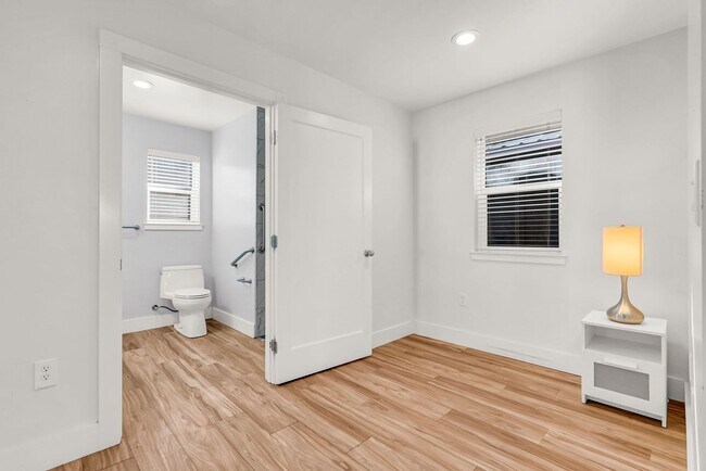 Building Photo - Experience residential luxury living only 2 blocks from the heart of downtown Livermore!!