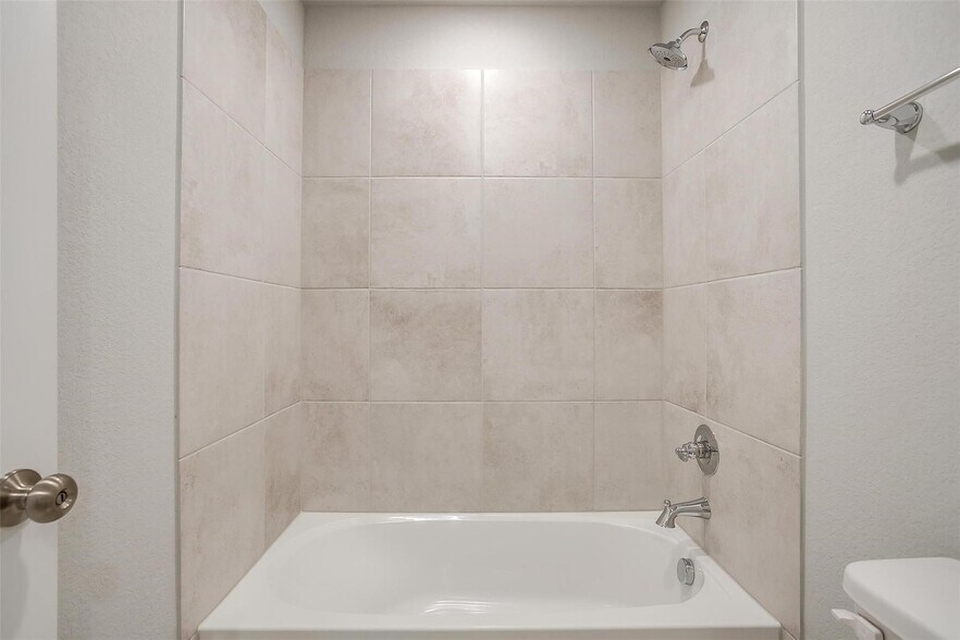 Building Photo - 4532 Hogans Alley Dr