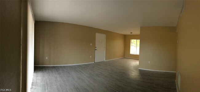 Building Photo - 1830 Maravilla Ave