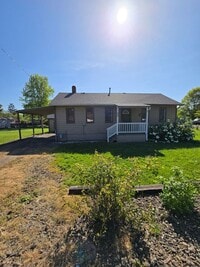 Building Photo - Pet Friendly 2 Bedroom House with a Storag...