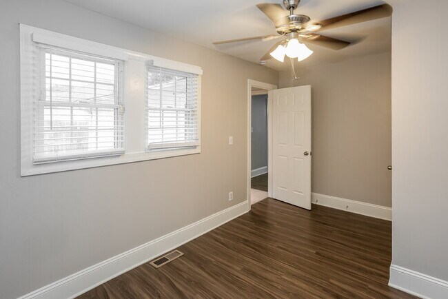 Building Photo - 308 Prince St