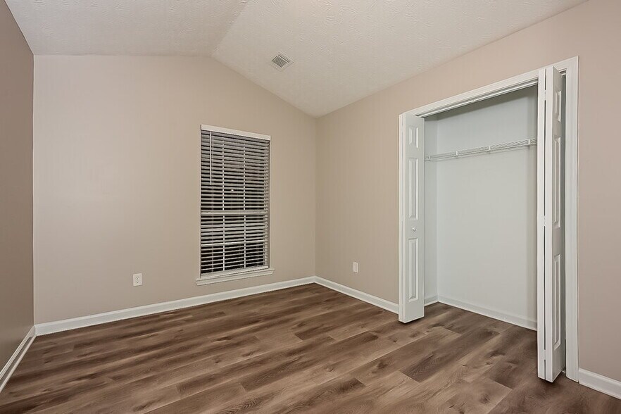 Building Photo - 324 Brannans Ct