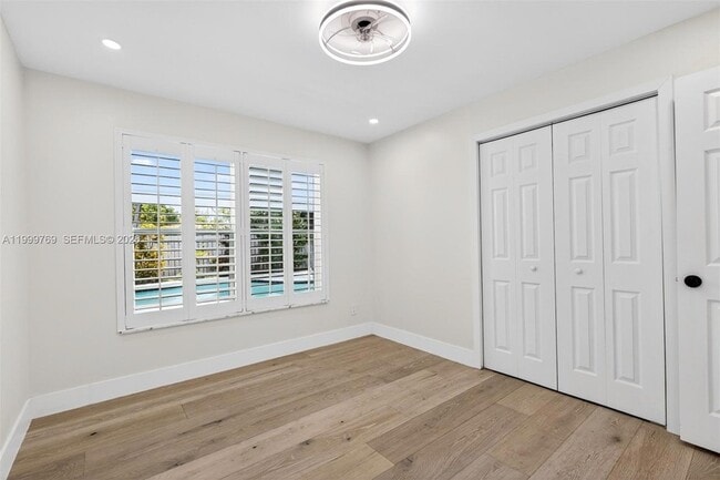 Building Photo - 4010 NE 22nd Ave