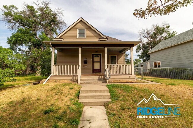 Building Photo - 1211 7th Ave N
