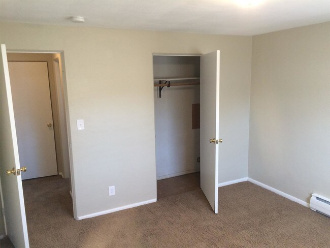 Building Photo - 2501 9th St N