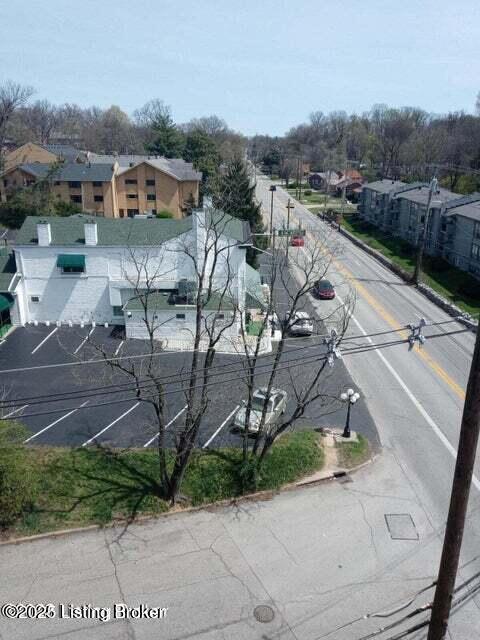 Building Photo - 2415 Brownsboro Rd