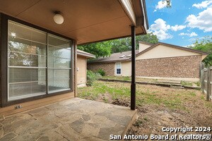 Building Photo - 9503 Elm Glen