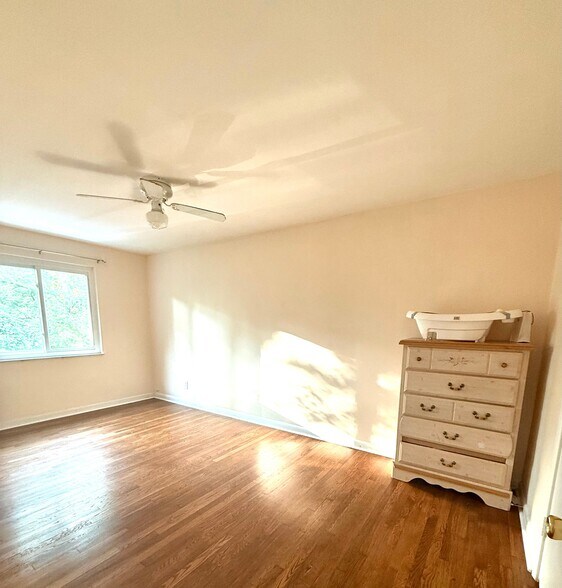 Building Photo - 3638 Northdale Pl
