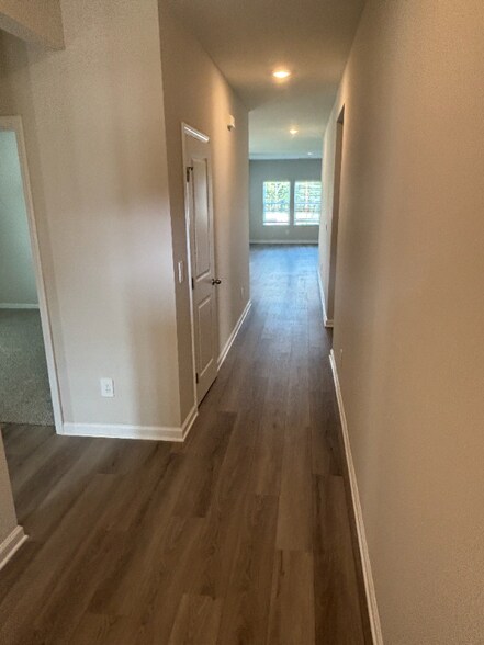 Building Photo - 29343 Satilla Cir