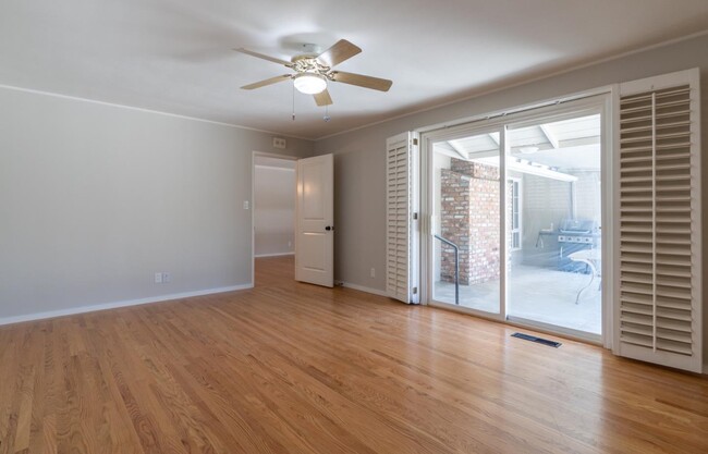 Building Photo - 757 Pico Ave