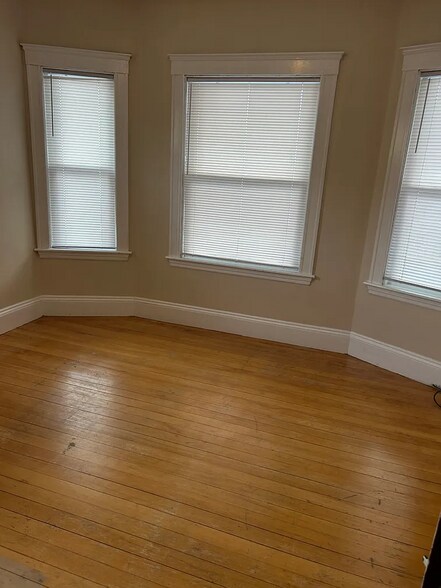 Building Photo - 61 Frederick Ave