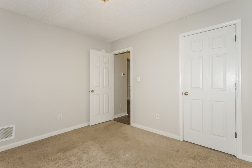 Building Photo - 7182 Crape Myrtle Dr