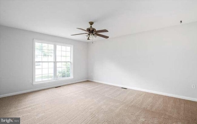 Building Photo - 206 Cedar Ridge Dr