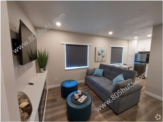 Building Photo - 2035 Lassen Dr