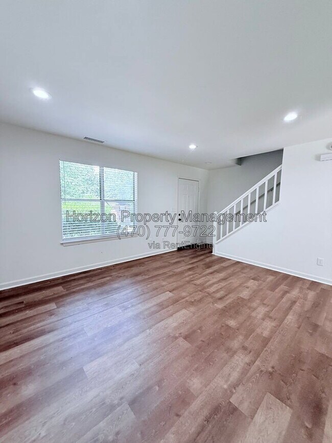 Building Photo - 4030 Hidden Hollow Terrace