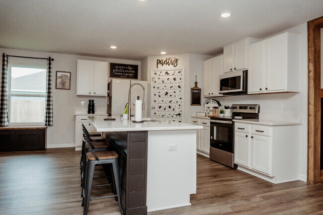 Building Photo - 3038 Heritage Plantation Blvd