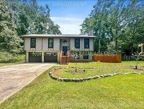 Building Photo - Beautiful 4-Bedroom Home with Modern Ameni...
