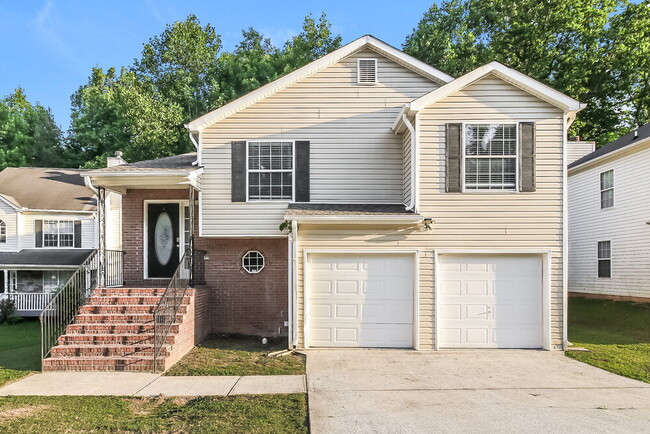 Building Photo - 1076 Hidden Brook Trail