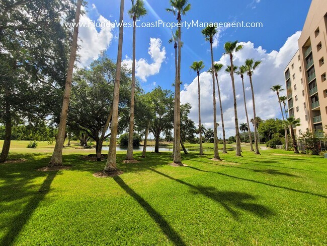 Building Photo - ANNUAL LEASE! SUPER CUTE 2 BEDROOM/2 BATH ...