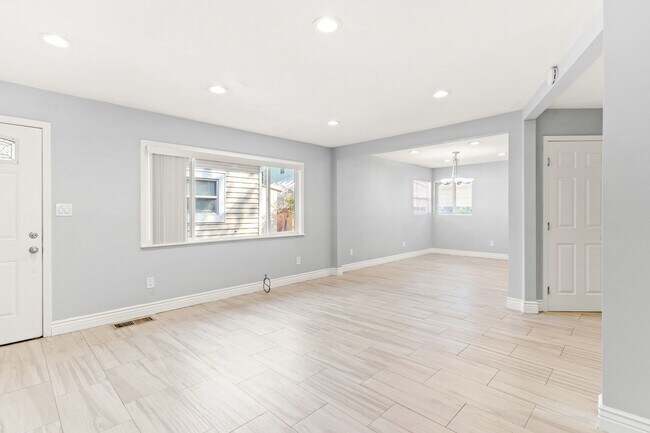 Building Photo - 1271 Ocean Ave