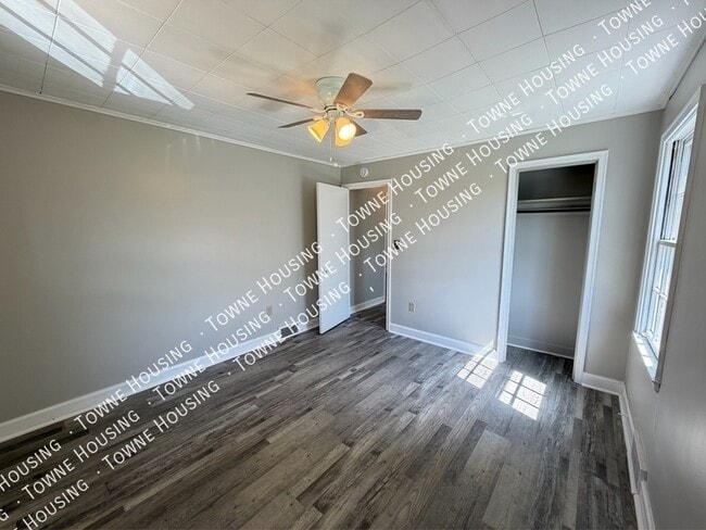 Building Photo - 1192 Haeberle Ave