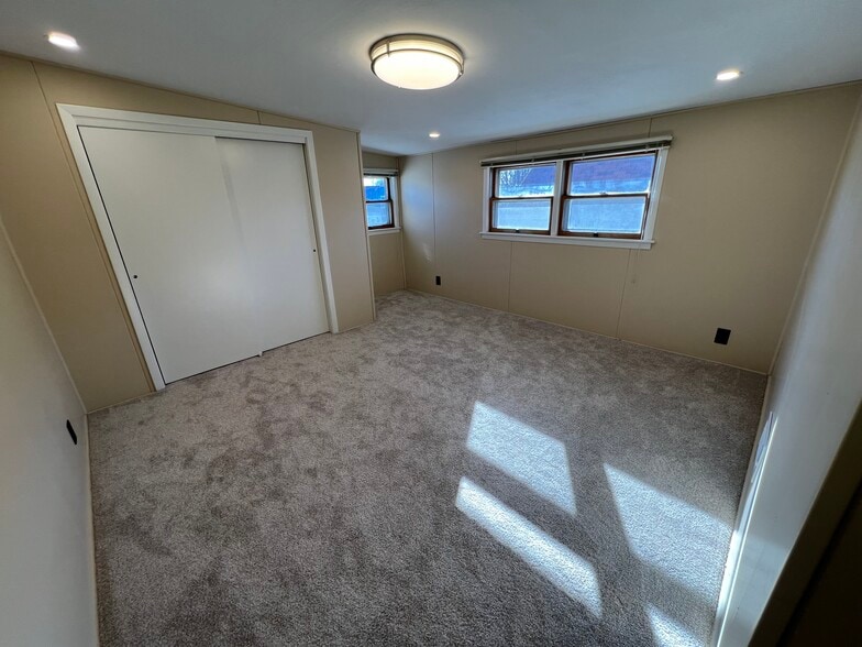 Large Upstairs Bedroom - 3602 75th St