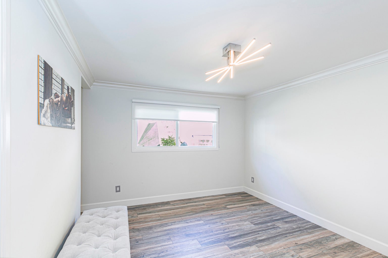 Building Photo - 9434 McLennan Ave