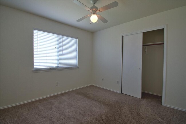 Building Photo - 115 Remington Dr