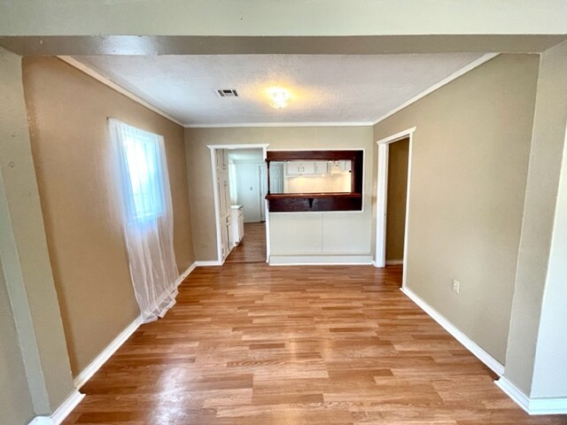 Building Photo - 2714 Windsor Ave