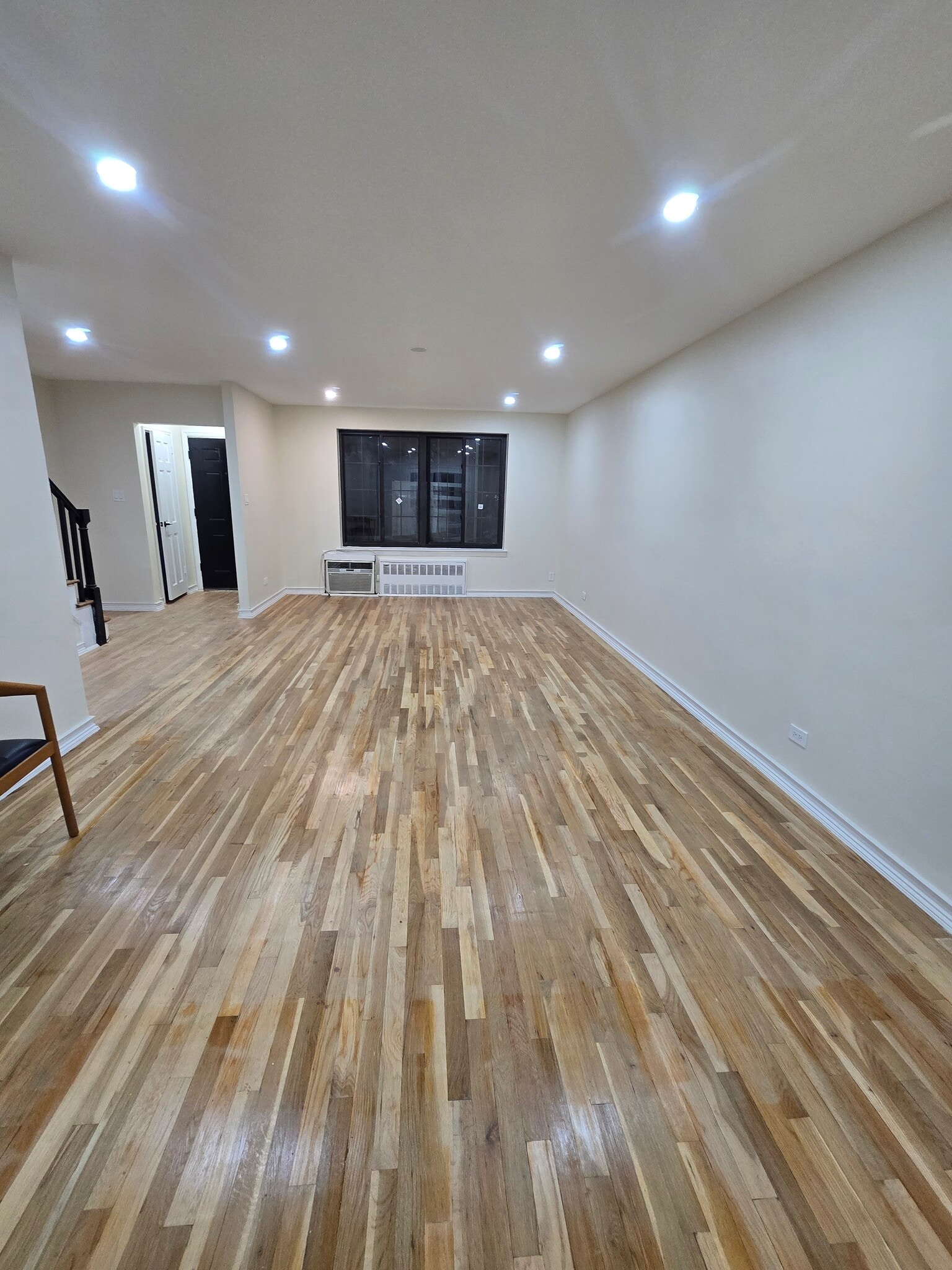 Building Photo - 5028 65th Pl