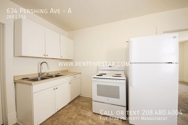 Building Photo - 634 Pershing Ave