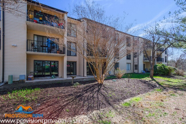 Building Photo - 2574 Riva Rd