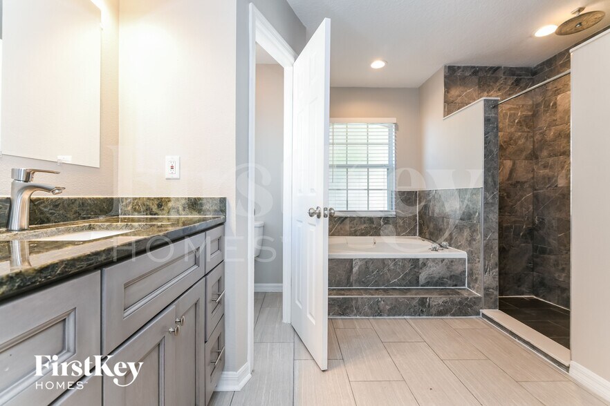 Building Photo - 1118 Windy Bluff Dr