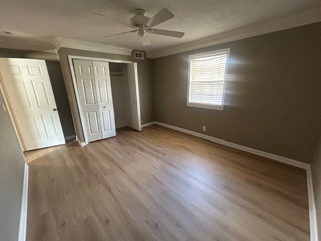 Building Photo - 315 Hilderbrand Dr